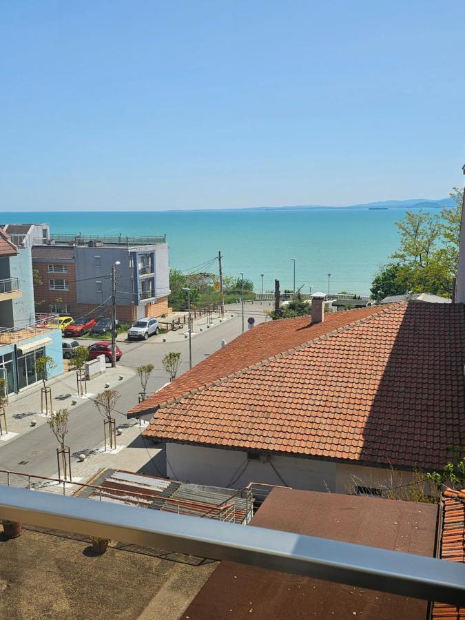 Апартамент Иванови Сарафово Burgas Esterno foto