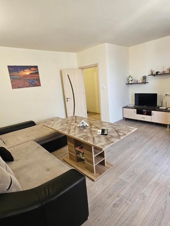 Апартамент Иванови Сарафово Burgas Esterno foto