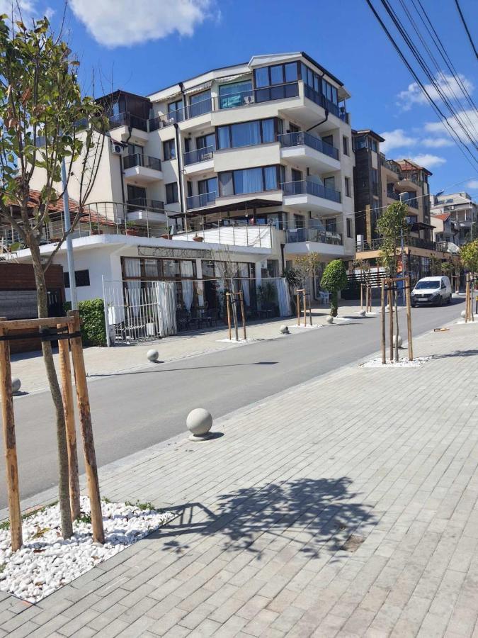 Апартамент Иванови Сарафово Burgas Esterno foto