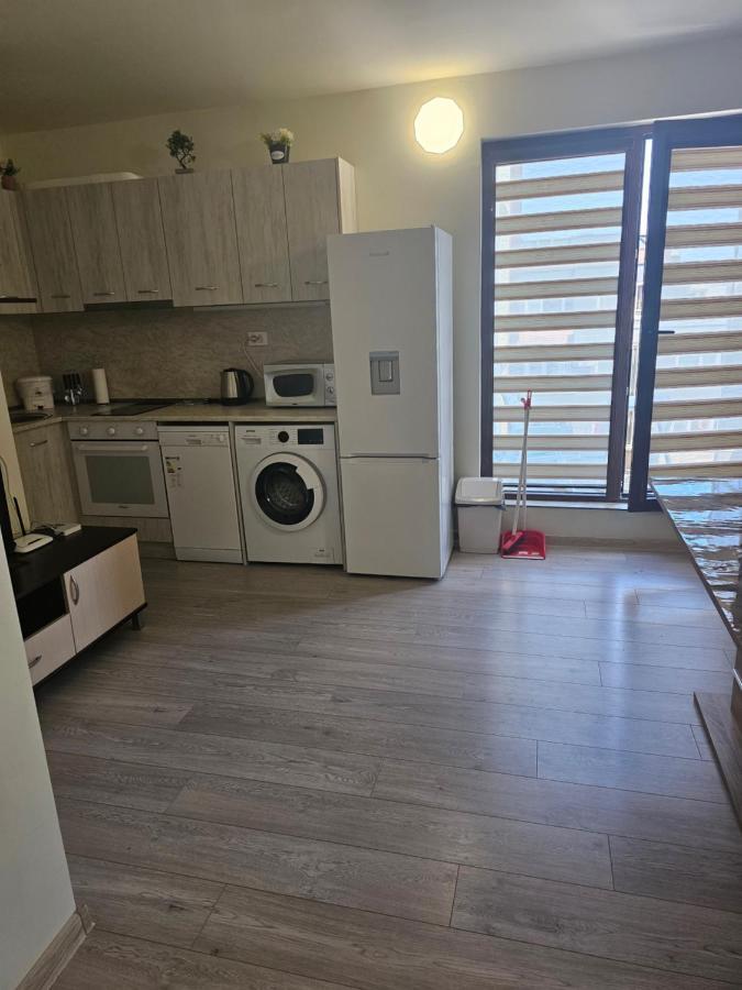 Апартамент Иванови Сарафово Burgas Esterno foto