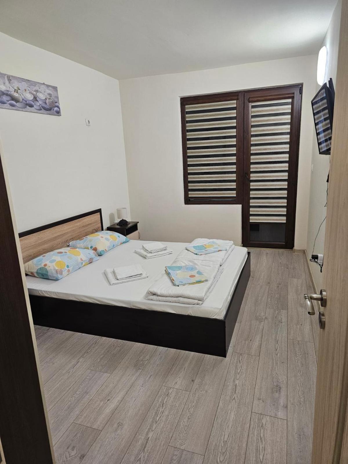 Апартамент Иванови Сарафово Burgas Esterno foto